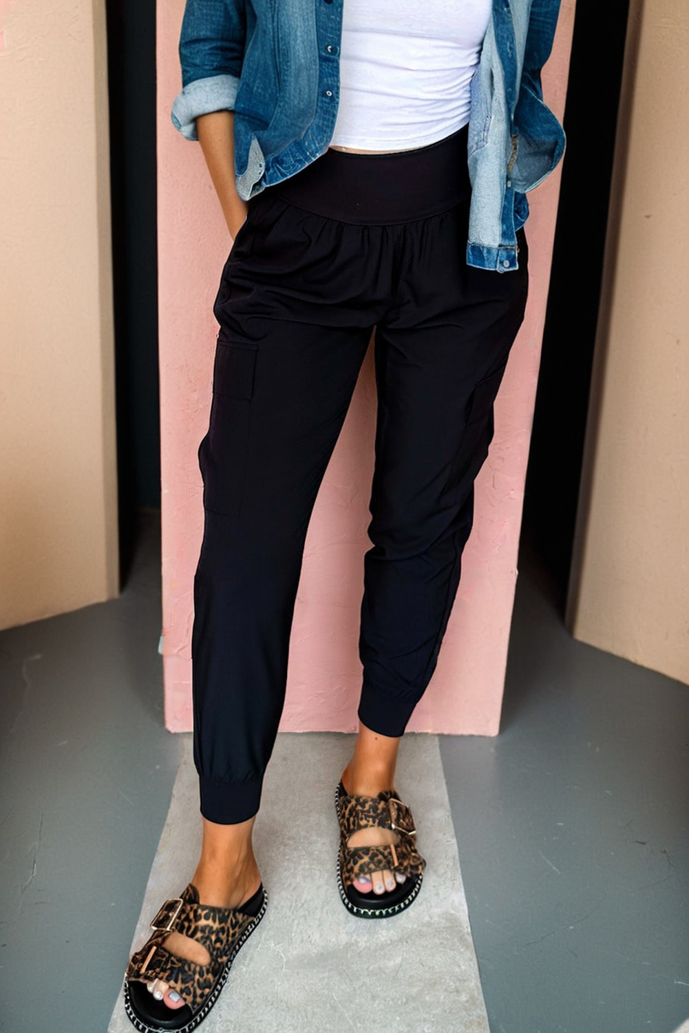 Relaxed Black Cargo Joggers